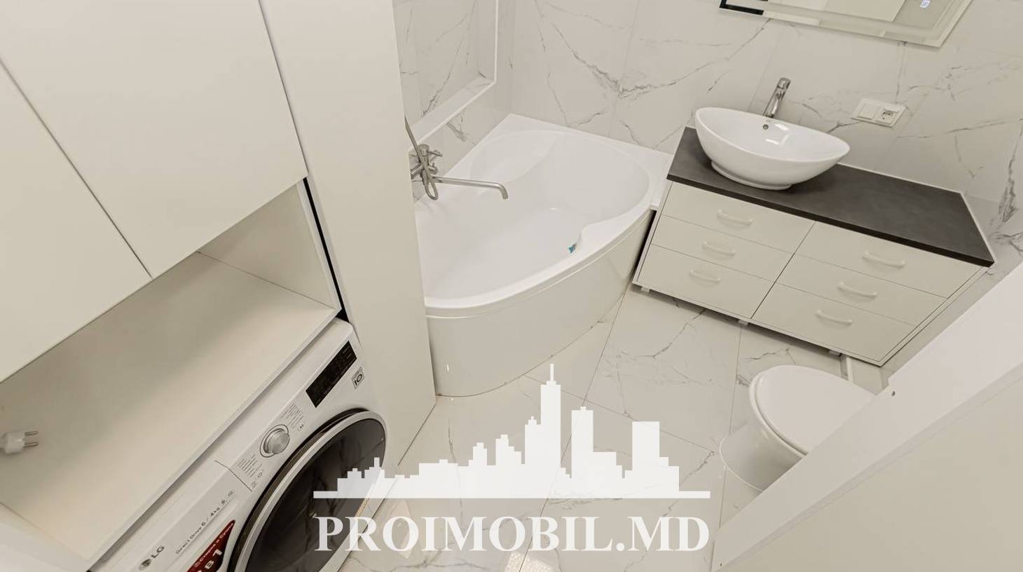 https://images.proimobil.md/xK2jTUoe6U9ubm0PHG085qJ-pRgd0CesqBKmvdLn40M/watermark:0.75:so:0:30:0.39/resize:fill:1460:816:1/gravity:ce/bG9jYWw6Ly8vZXN0YXRlL2xyLzUyNDcyZjBiLWFmYjAtNDAzZS04YmFiLTU1OWUxM2E2ODc1ZC5qcGVn