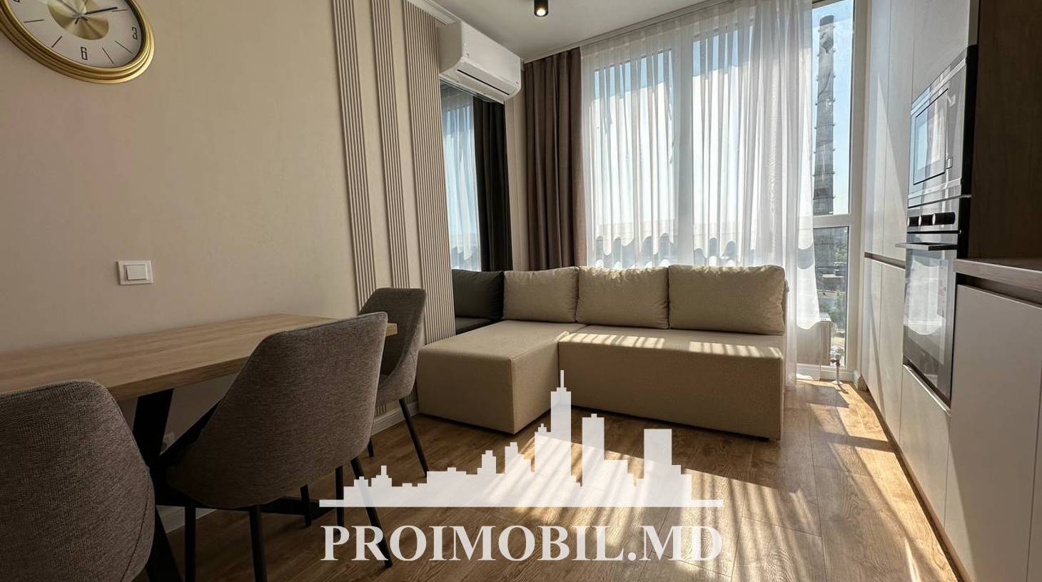 https://images.proimobil.md/xNWBwOnk3loNQzl6IJ9l6ZKDvbxpMzyXCgIlBGGFtHk/watermark:0.75:so:0:30:0.39/resize:fill:1460:816:1/gravity:ce/bG9jYWw6Ly8vZXN0YXRlL2xyLzA0OTQ2NmM2LWM4M2QtNGIwYi1iMjJlLTRmMDNjYzgzOTI4OC5qcGVn