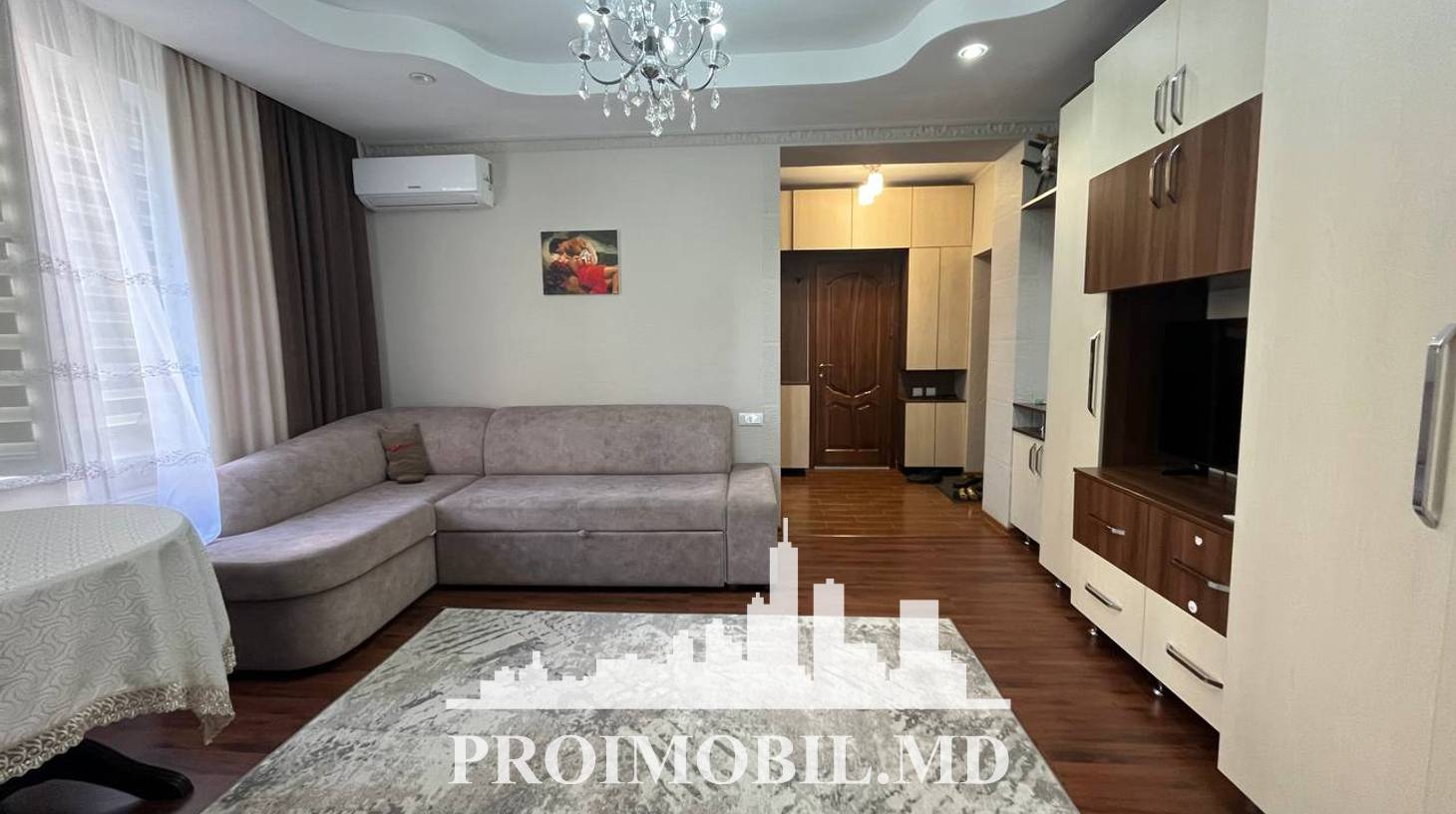 https://images.proimobil.md/xNnCrLwNqbZoKWUQyR4DsZYo5TIdpj4z1SmHwB0s90s/watermark:0.75:so:0:30:0.39/resize:fill:1460:816:1/gravity:ce/bG9jYWw6Ly8vZXN0YXRlL2xyLzE4Mzc0MTNmLTFlNTgtNDI0Yi1hY2Q4LTc4OTk2MzgwOGExMy5qcGVn
