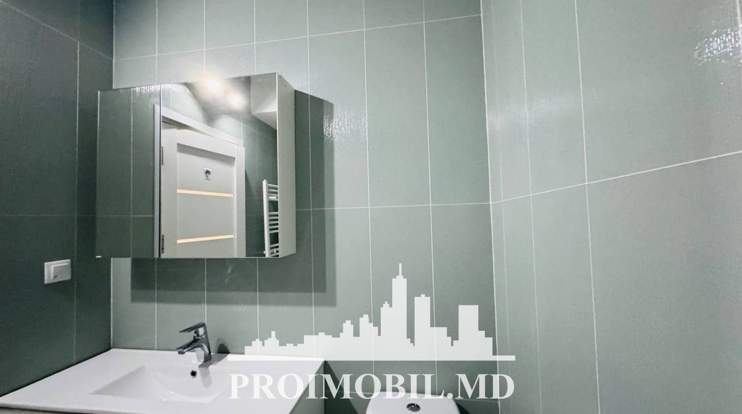 https://images.proimobil.md/xOV9tAdniOlHHjgx-BKYFiOOUy6k6ITS0nvw9FUxL6E/watermark:0.75:so:0:30:0.39/resize:fill:1460:816:1/gravity:ce/bG9jYWw6Ly8vZXN0YXRlL2xyLzdjYTVlMmUwLWJiNjYtNGVlNy1iODJkLWRiZTY5MDI1Njk1My5qcGVn
