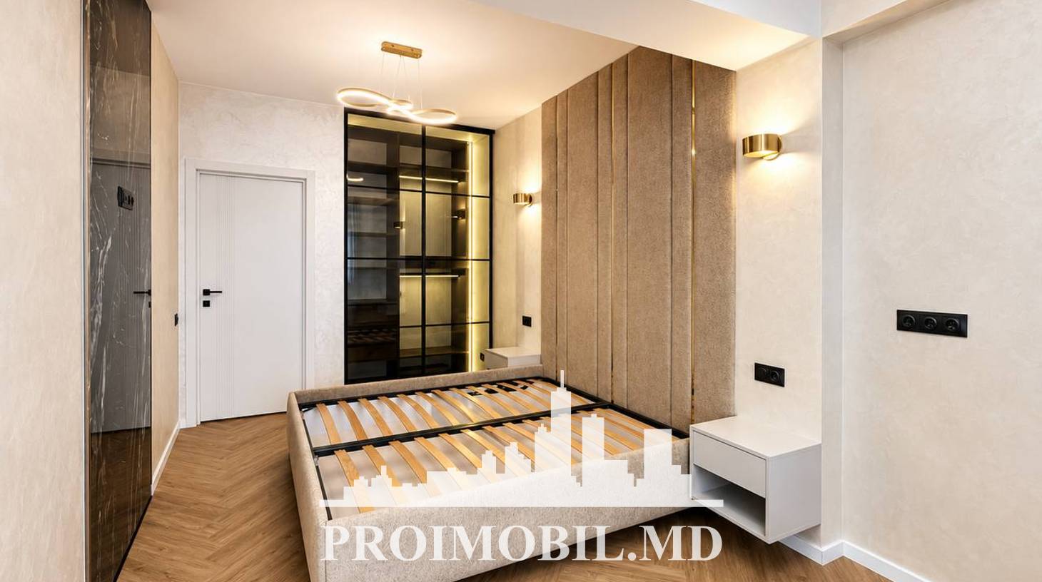 https://images.proimobil.md/xQ2kTju6PU-12vO8MuLutslFkQxUw-YGoY_xe5DFLDA/watermark:0.75:so:0:30:0.39/resize:fill:1460:816:1/gravity:ce/bG9jYWw6Ly8vZXN0YXRlL2xyLzFlYzU4ZDNjLTNiOTMtNDJiZi04NjNkLWU5MGNiMDM0YjU5NS5qcGVn