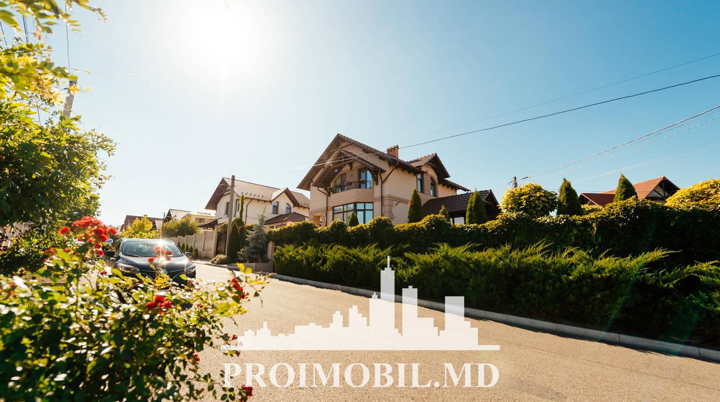 https://images.proimobil.md/xR0-HQgE3vWcLalc2_2avlh0eKJMkVuz-k1uXiduYx0/watermark:0.75:so:0:30:0.39/resize:fill:1460:816:1/gravity:ce/bG9jYWw6Ly8vZXN0YXRlL2xyLzYzNTJiZTEzLWQxMTAtNDcyNi1hYWMxLTJhMjJlNGYwYjhiOS5qcGVn