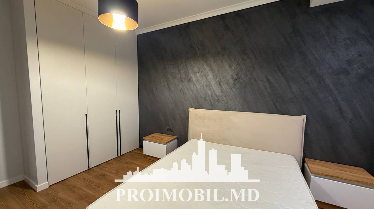 https://images.proimobil.md/xWlBFEMG8ya4H8-ixiLI6nybqNE8pGv0cgloiQqot-8/watermark:0.75:so:0:30:0.39/resize:fill:1460:816:1/gravity:ce/bG9jYWw6Ly8vZXN0YXRlL2xyLzU5MzgwY2YyLTFjZmUtNGZlMi1hZTA0LTAwN2YxYTY1MGRiZS5qcGVn