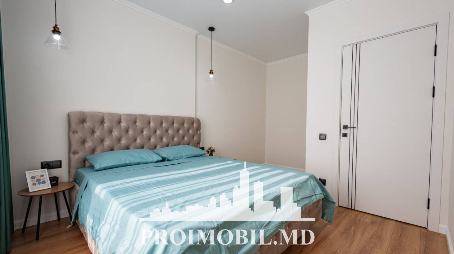 https://images.proimobil.md/xYKiv0_LlDyHjCsLMYH5KBva9OQi6x-gH4RDcqu4UCA/watermark:0.75:so:0:30:0.39/resize:fill:1460:816:1/gravity:ce/bG9jYWw6Ly8vZXN0YXRlL2xyL2UxZWJkMjY1LWRmYWYtNDU3ZS1hYThjLTM1MzU2MWI4NWI3YS5qcGVn