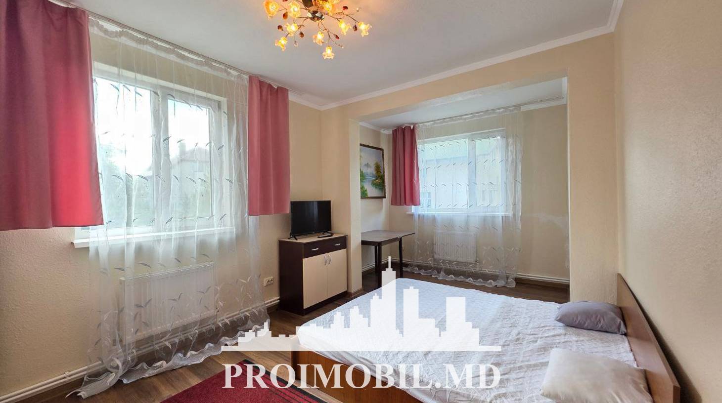 https://images.proimobil.md/xZjMjG1Ta1rr3RA8mUQKt7Qv47-ES52CTKRK_zhbgw4/watermark:0.75:so:0:30:0.39/resize:fill:1460:816:1/gravity:ce/bG9jYWw6Ly8vZXN0YXRlL2xyLzc0Zjk4MjNjLWEwZDctNGQwNy05OTI1LTNhODIxZDk3NGM3My5qcGVn