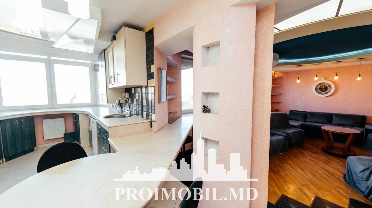 https://images.proimobil.md/xa3cXce1QGlMbz0s05kgbrrTFviIFoRvFwaCxZaF3ck/watermark:0.75:so:0:30:0.39/resize:fill:1460:816:1/gravity:ce/bG9jYWw6Ly8vZXN0YXRlL2xyL2Y4MTkzMmJjLTI2MmUtNGZkNy1hZjczLTJjMTFiN2ExNzZlYi5qcGVn
