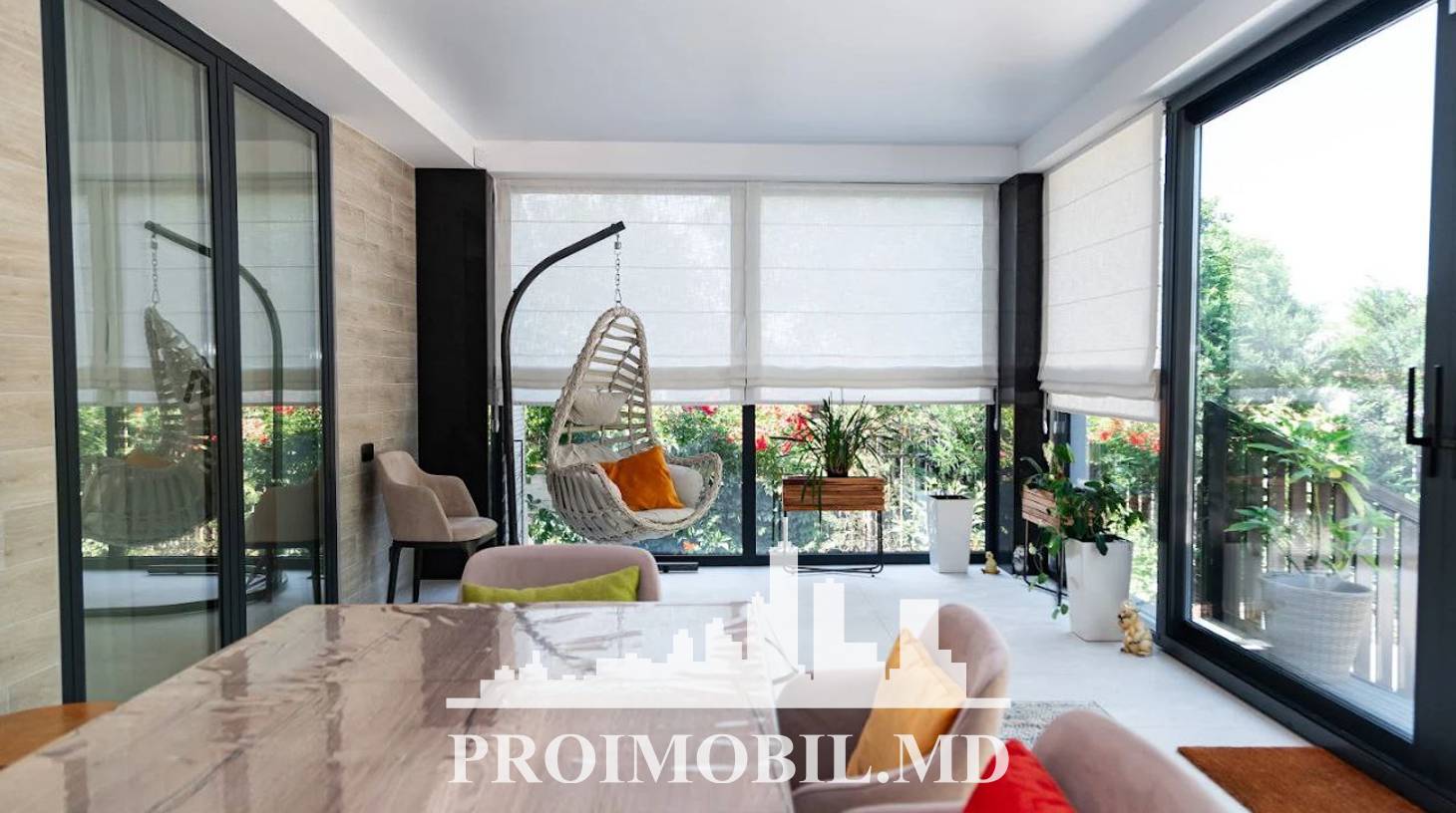 https://images.proimobil.md/xgCEuTchrzoghtVpMm08ZOe5K7Gh6kIh7wjeLzOUU2c/watermark:0.75:so:0:30:0.39/resize:fill:1460:816:1/gravity:ce/bG9jYWw6Ly8vZXN0YXRlL2xyLzkyOTBlMWQ3LTAwMzgtNDdiNi04MGUzLTdlODlmN2M4NDM4OC5qcGVn