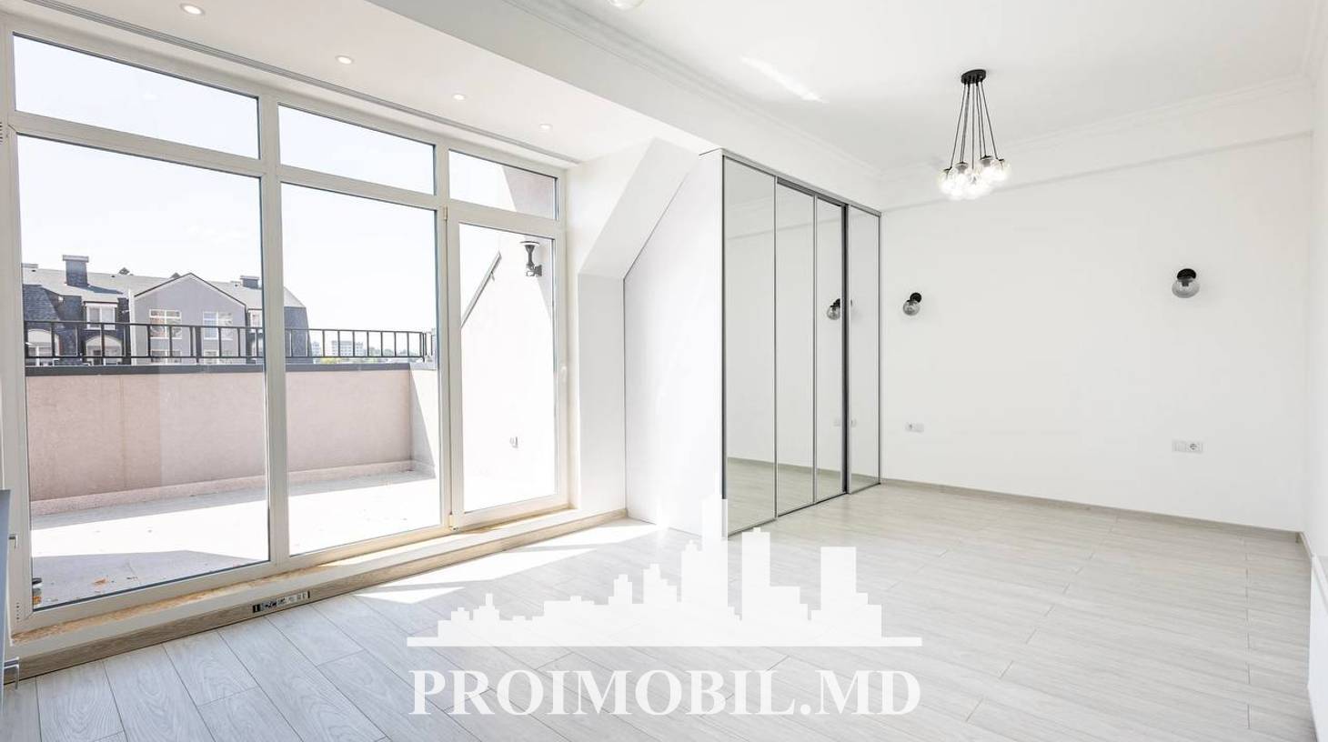 https://images.proimobil.md/xgXuhfYwRe0h5yP6oFHn80c2XKrctZnrZt-Uq2U60U8/watermark:0.75:so:0:30:0.39/resize:fill:1460:816:1/gravity:ce/bG9jYWw6Ly8vZXN0YXRlL2xyL2FkMDhlZWVjLTJlOGMtNGUyZS05NWE5LTQzNmRiZTMyOTVhZC5qcGVn