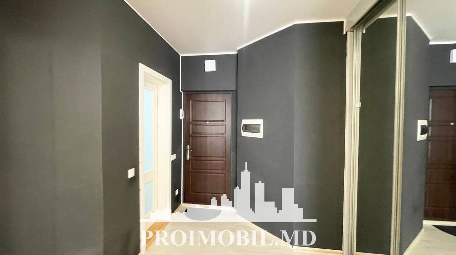 https://images.proimobil.md/xgo_7Y9C6JOoolgNSvbk9S-kcoKTPOmb4ZyHw_fStws/watermark:0.75:so:0:30:0.39/resize:fill:1460:816:1/gravity:ce/bG9jYWw6Ly8vZXN0YXRlL2xyL2JlOGM1YzRiLTY4YjEtNDU3ZC04YmM1LWQzOTU2ODlhOGE1Ny5qcGVn