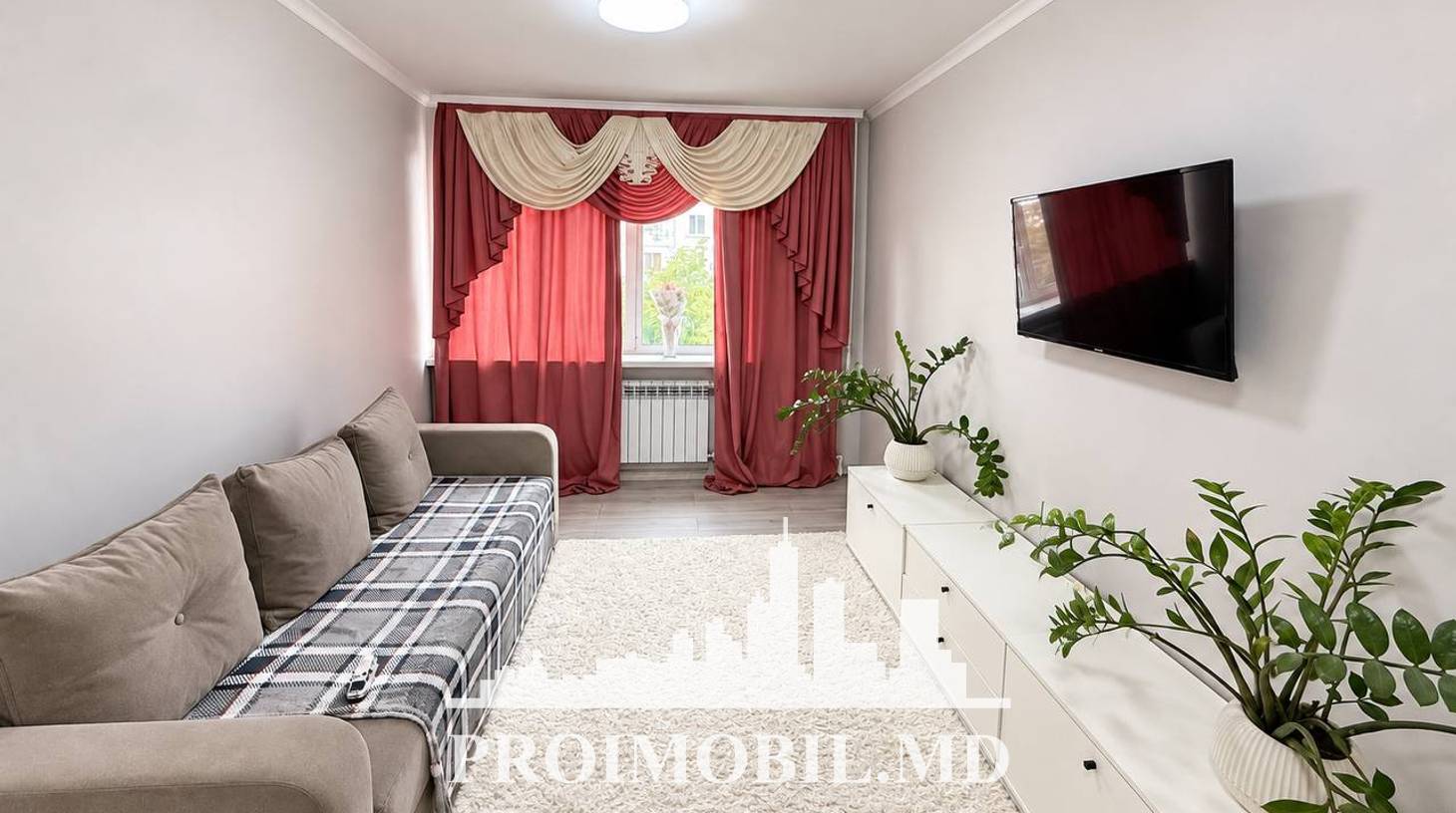 https://images.proimobil.md/xmERFezHwm5ibWgMwV9qdXzKVJQjojWnX9LbqNkzBBg/watermark:0.75:so:0:30:0.39/resize:fill:1460:816:1/gravity:ce/bG9jYWw6Ly8vZXN0YXRlL2xyLzNiZTY4MjRiLWY4MDQtNDE3Yy1hY2RmLWNmNmY1NWU2MjBhNi5qcGVn