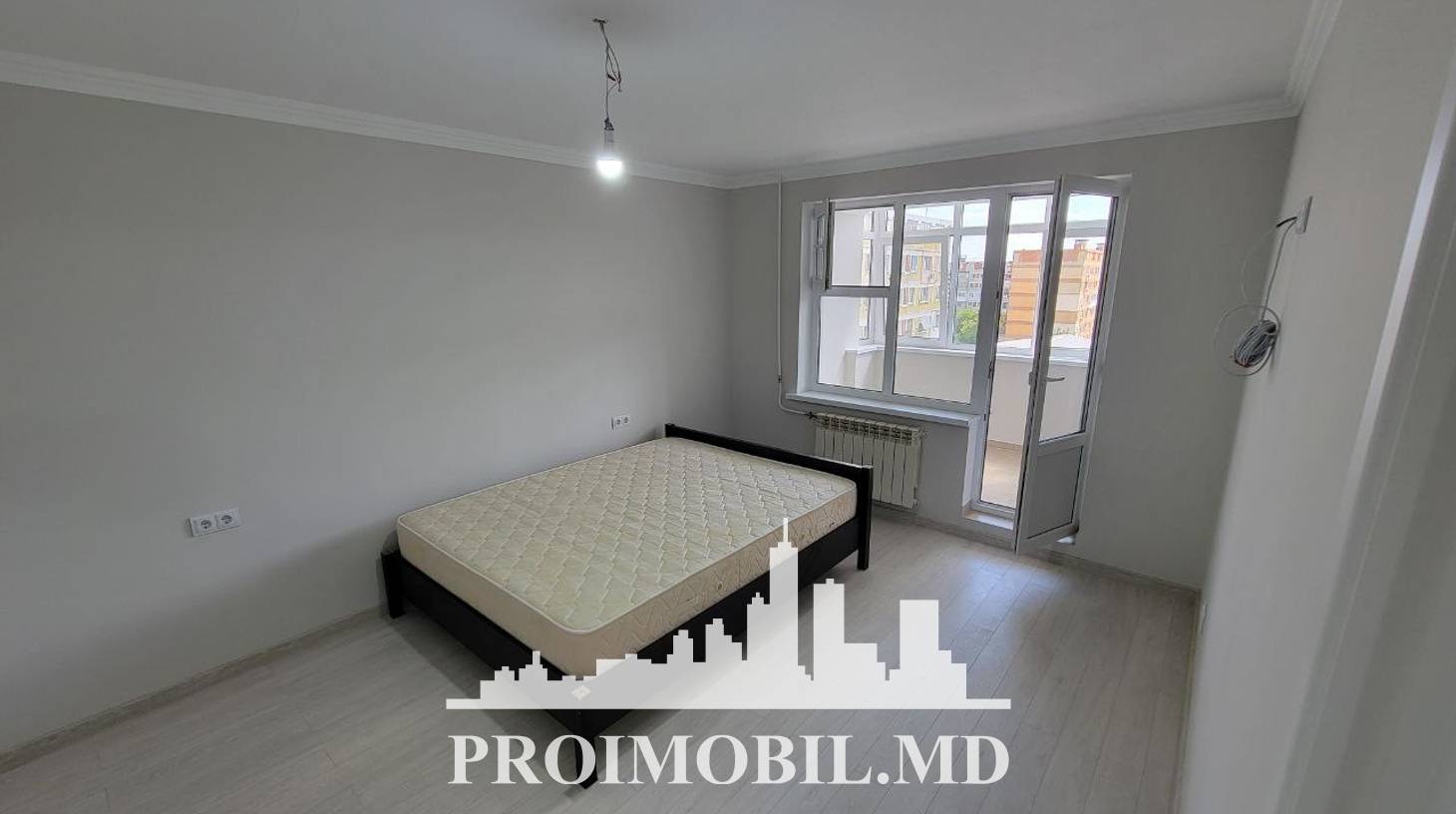 https://images.proimobil.md/xq7gWPSSUL94i96Z7V-SU71m1DZ6vvnUfPUCE4Quuig/watermark:0.75:so:0:30:0.39/resize:fill:1460:816:1/gravity:ce/bG9jYWw6Ly8vZXN0YXRlL2xyLzhkNjQ3NmIxLTBjYWItNDJmMy1hZTljLTBhZTdiNGZjYWU3MC5qcGVn