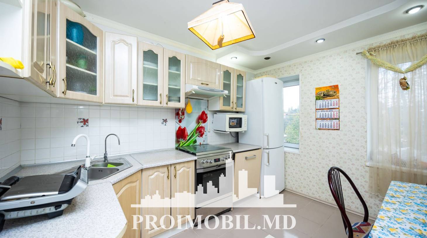 https://images.proimobil.md/xsBQbY-rzjzhYspkJ5OJp_ipS0qKRmpygtw8yMda1zo/watermark:0.75:so:0:30:0.39/resize:fill:1460:816:1/gravity:ce/bG9jYWw6Ly8vZXN0YXRlL2xyLzFiZGUxODRjLWNlZDUtNGU3Yy05MjQwLWI5ZjhjMDBjZjlkMi5qcGVn