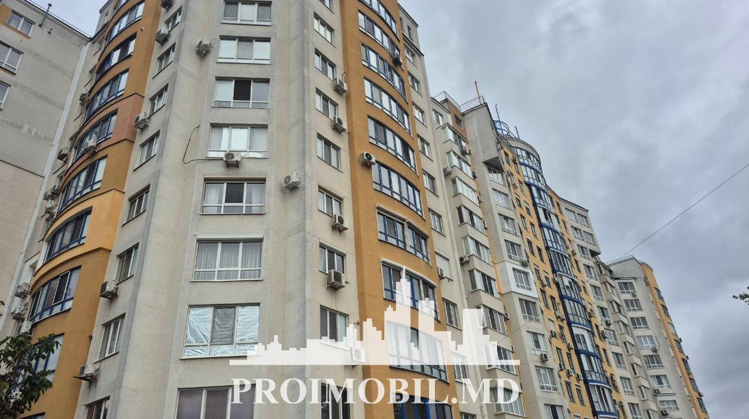 https://images.proimobil.md/xsVApT_b4yvO79jRPcXOzpXb9vdoeOGeEufmAOx6YL0/watermark:0.75:so:0:30:0.39/resize:fill:1460:816:1/gravity:ce/bG9jYWw6Ly8vZXN0YXRlL2xyLzI1NmJmNWVkLTQxZDEtNDQ3Ni05YjFlLTJlMzYxN2FkM2YxZS5qcGVn