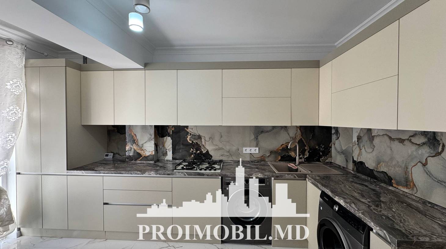https://images.proimobil.md/xu42K77rpy4-BRSsXIsE9-JJyOv4y7gNYPfV66VxDzQ/watermark:0.75:so:0:30:0.39/resize:fill:1460:816:1/gravity:ce/bG9jYWw6Ly8vZXN0YXRlL2xyL2JkMTQwZWZkLWI2NjItNGNhNC04ZGJmLWM0ZWUzYTZkZDBhZS5qcGVn