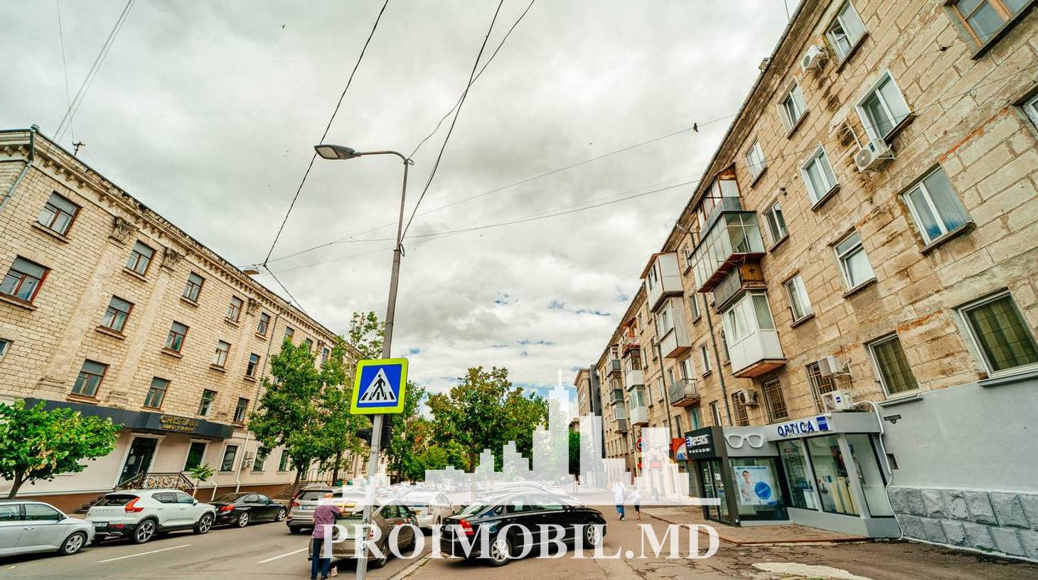 https://images.proimobil.md/y-J-oRnOX1wa6Q-MKU0hFi3pjGvdJhigcwBUzhCIicQ/watermark:0.75:so:0:30:0.39/resize:fill:1460:816:1/gravity:ce/bG9jYWw6Ly8vZXN0YXRlL2xyLzhjOWVlZjU2LWRhZWItNGM4NS1iMjg4LWRkNzVmY2EwMzAwYS5qcGVn