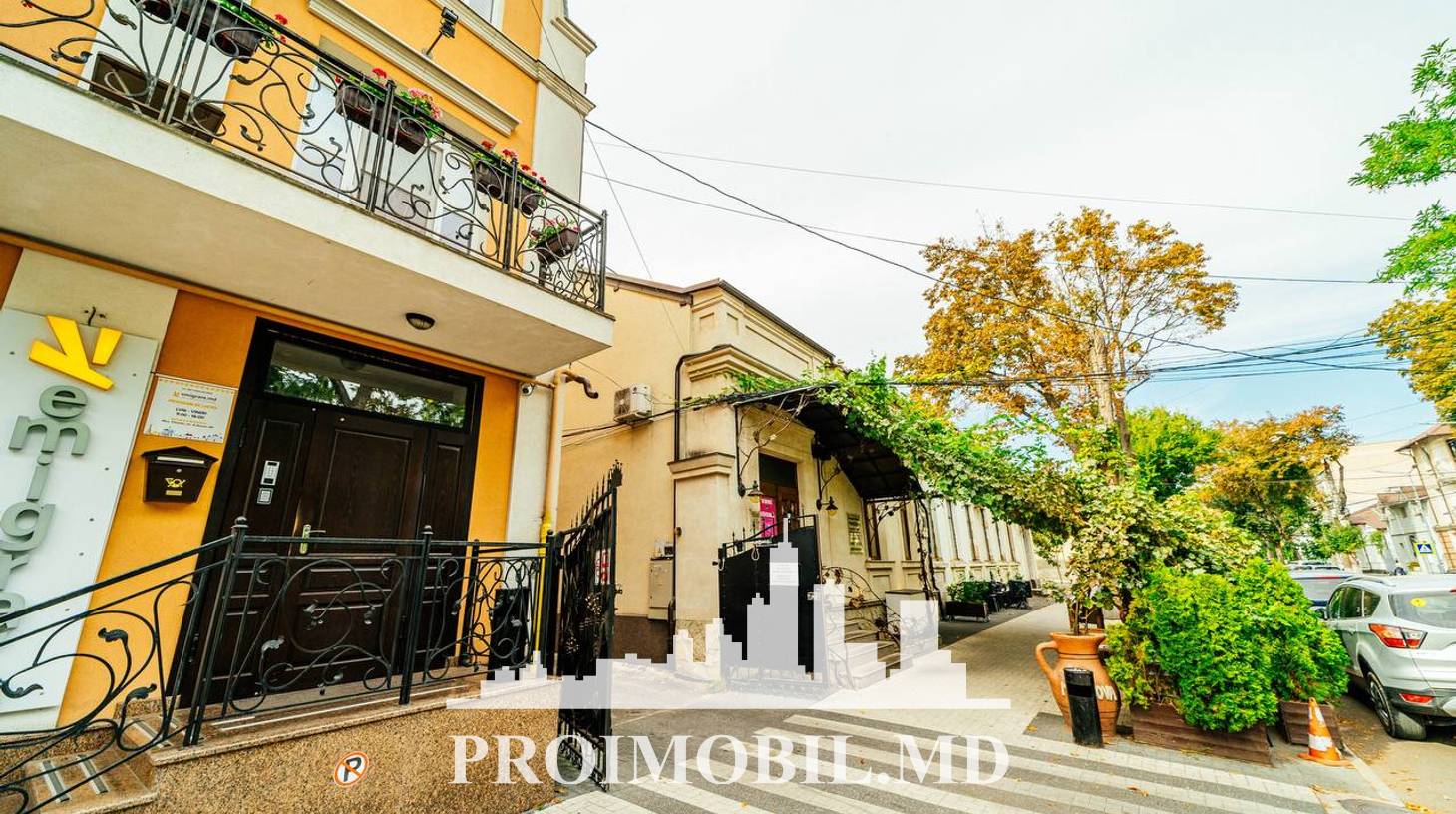 https://images.proimobil.md/y-Lc6HwIP2eqQIpQKTlSz4btdH-yyQlqfKLJk59IOyc/watermark:0.75:so:0:30:0.39/resize:fill:1460:816:1/gravity:ce/bG9jYWw6Ly8vZXN0YXRlL2xyL2VkMzM5YzIzLWE4YTEtNDA3ZC04YTZkLWYzNmEyOWQ0YWU3Yi5qcGVn