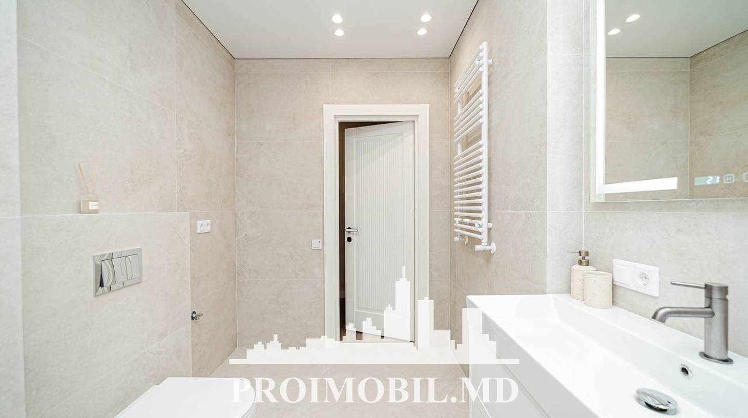 https://images.proimobil.md/y0ZrnMHWaNn_16CQKvwZPHhaOxvPHeg1nQQTbw8AHdc/watermark:0.75:so:0:30:0.39/resize:fill:1460:816:1/gravity:ce/bG9jYWw6Ly8vZXN0YXRlL2xyLzQyNmUzNmZmLWEwYmUtNDdjYi04YTlhLWUwNjU2ODc1NGJiMS5qcGVn