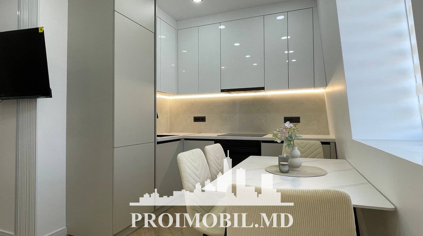 https://images.proimobil.md/y2TX9X4wpGWPjTp2Fwi4uyqotETrQlkKaeI6B37VliY/watermark:0.75:so:0:30:0.39/resize:fill:1460:816:1/gravity:ce/bG9jYWw6Ly8vZXN0YXRlL2xyL2ZkNmU2NTZjLTZhMDQtNGU1Ni1iY2QzLTQ4NzdmY2I3NGI2Zi5qcGVn