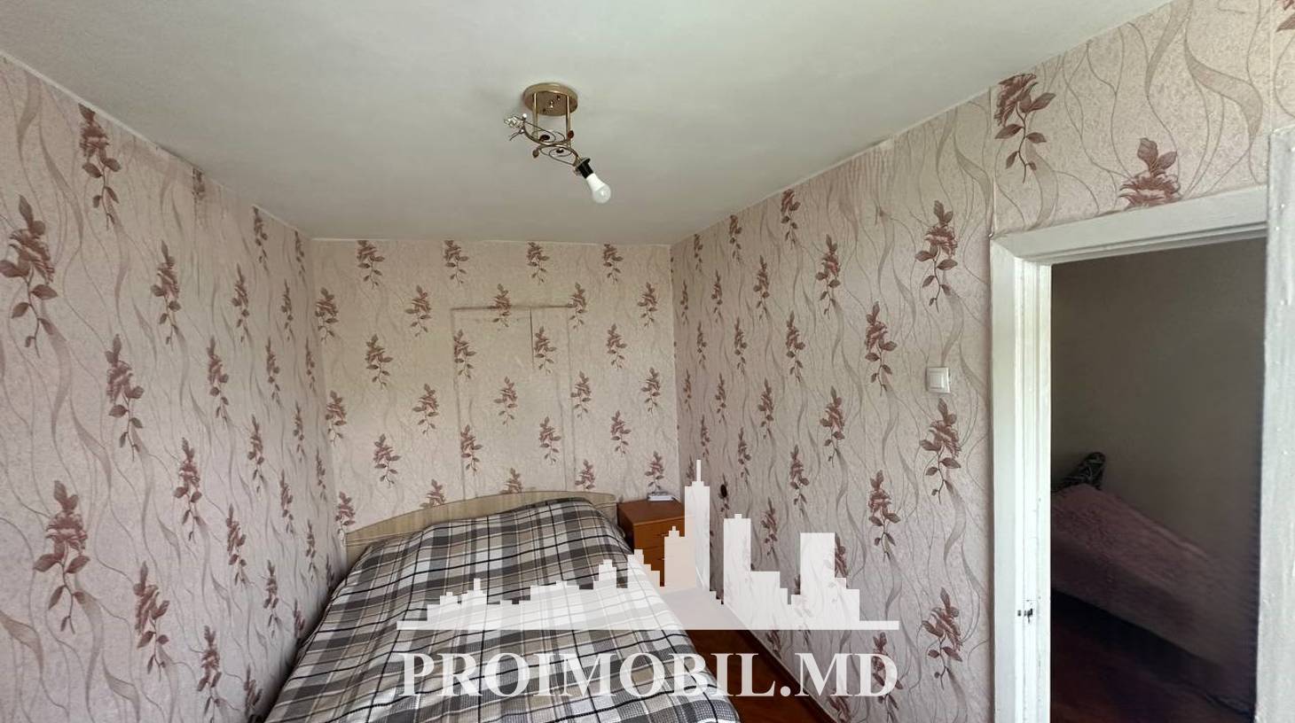 https://images.proimobil.md/y2rCtTwmmNg1Jj6yaJD3zq4-kaoaCeXj9iCuIMBw1sA/watermark:0.75:so:0:30:0.39/resize:fill:1460:816:1/gravity:ce/bG9jYWw6Ly8vZXN0YXRlL2xyL2I0N2RkYTJiLTg1ZjAtNDRmOS1hOWM5LTI5NzhhNWQ1ZjY4OC5qcGVn