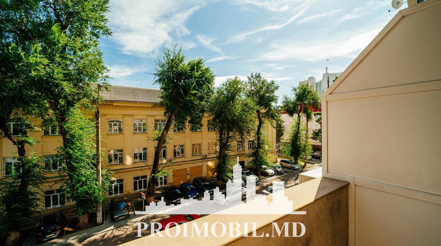 https://images.proimobil.md/y4cfPZzCBpN-B6F5ru5Ua9oCQ4rkgDyzV1gSmUqNCUk/watermark:0.75:so:0:30:0.39/resize:fill:1460:816:1/gravity:ce/bG9jYWw6Ly8vZXN0YXRlL2xyLzEyOTJmZDlhLWJjZjQtNDRmZC1iMzIzLTM1NmY0MDU5Njc0My5qcGVn