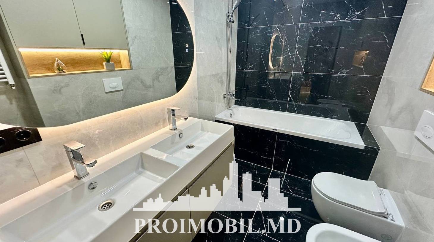 https://images.proimobil.md/y4z0g2KIUdkT4CyHZvKlW7O6UYsdJQ1ebrcmqRDucYo/watermark:0.75:so:0:30:0.39/resize:fill:1460:816:1/gravity:ce/bG9jYWw6Ly8vZXN0YXRlL2xyLzk4OTE1NDE3LTNlNzItNDIwYi1iMzdhLTcwYzgzZGFlZjI3NS5qcGVn