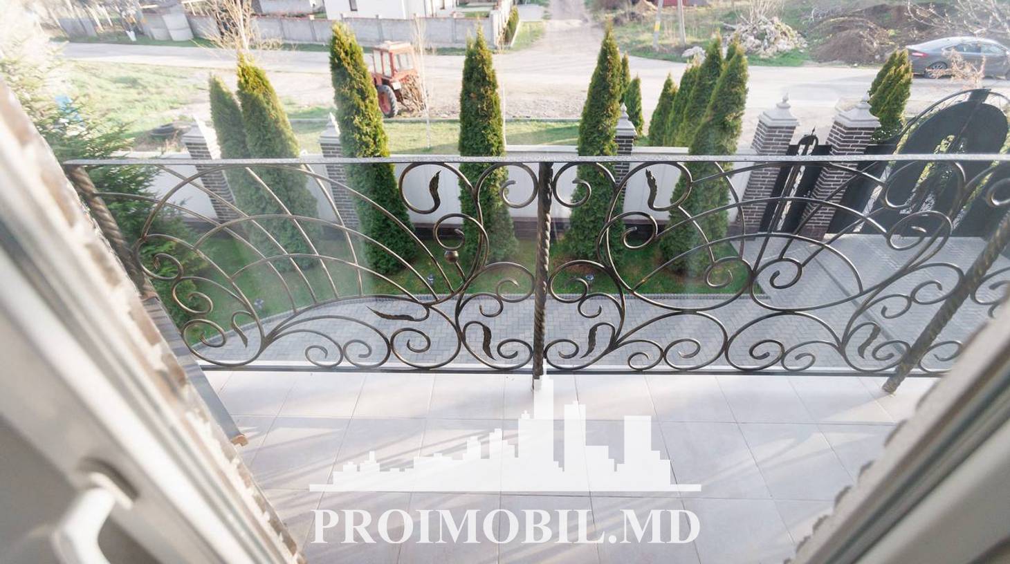 https://images.proimobil.md/y5BRoAEEEbA569vh5LCIOsnwa5lqg6T-HfpeiFSKhf0/watermark:0.75:so:0:30:0.39/resize:fill:1460:816:1/gravity:ce/bG9jYWw6Ly8vZXN0YXRlL2xyLzY5ZDVhZDJjLWFhZjMtNGExNy1hM2ViLTdmNzNlMDE0N2M0My5qcGVn