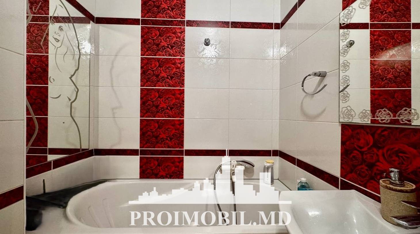 https://images.proimobil.md/y6NGBvRAPultoC9ytvh_VEqb2KG7p7SpWaO4T5eQ_OI/watermark:0.75:so:0:30:0.39/resize:fill:1460:816:1/gravity:ce/bG9jYWw6Ly8vZXN0YXRlL2xyLzE0MDFjOWMwLWJkODUtNGU0Ny04NjgzLWYxYzg2YTNjMThlMS5qcGVn
