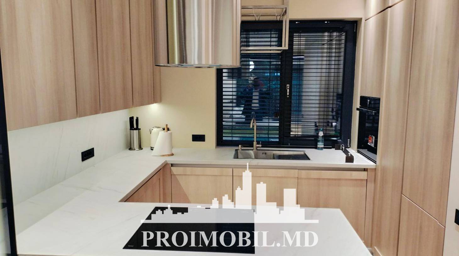 https://images.proimobil.md/y708mnIkc5THjHD4ZdQGODJZjXKAMo-bArO3tw7Xdo8/watermark:0.75:so:0:30:0.39/resize:fill:1460:816:1/gravity:ce/bG9jYWw6Ly8vZXN0YXRlL2xyLzk3ZDQ3ZTczLWM2NWItNDUxNi1iOWNiLTQ0MTI4ZTQwY2Y4Mi5qcGVn