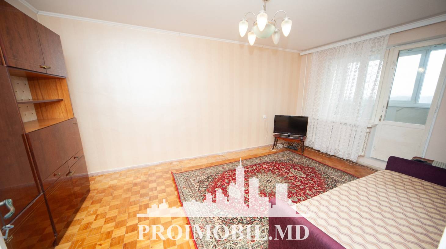 https://images.proimobil.md/y83ZPyPXDklERZgDe8Kj2rF7iuf25E27NfuTYVNewM8/watermark:0.75:so:0:30:0.39/resize:fill:1460:816:1/gravity:ce/bG9jYWw6Ly8vZXN0YXRlL2xyLzBkZTYwOGVmLWEzOTAtNDk5OC1hNzY3LTFhYTUyNDc1ZTFjZS5qcGVn