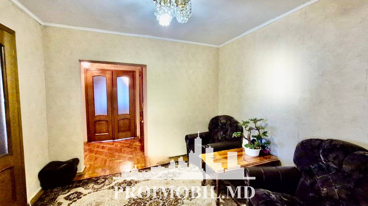 https://images.proimobil.md/yA-2PF83Yw6t6OJd756fqZs2xkrK3CLyYHXyZhR0BHo/watermark:0.75:so:0:30:0.39/resize:fill:1460:816:1/gravity:ce/bG9jYWw6Ly8vZXN0YXRlL2xyLzM0YTFiY2U1LTYxOGUtNGJkZi1iYTlkLTI2ZTM5MmMyZjdiYS5qcGVn