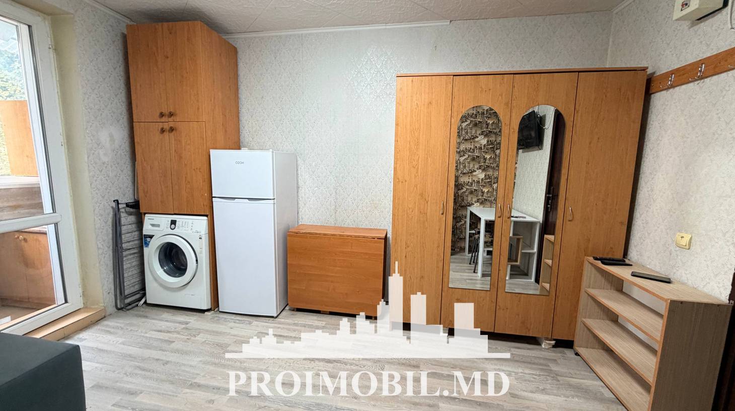 https://images.proimobil.md/yAS-i0TQBop6ElriIo6_Xj9XLNqDzvZOt2f4Yrph17A/watermark:0.75:so:0:30:0.39/resize:fill:1460:816:1/gravity:ce/bG9jYWw6Ly8vZXN0YXRlL2xyL2NkMGYxNTUyLTFjZWQtNGIyNS05ZjlhLTU5YzFiODc2MmIxNC5qcGVn