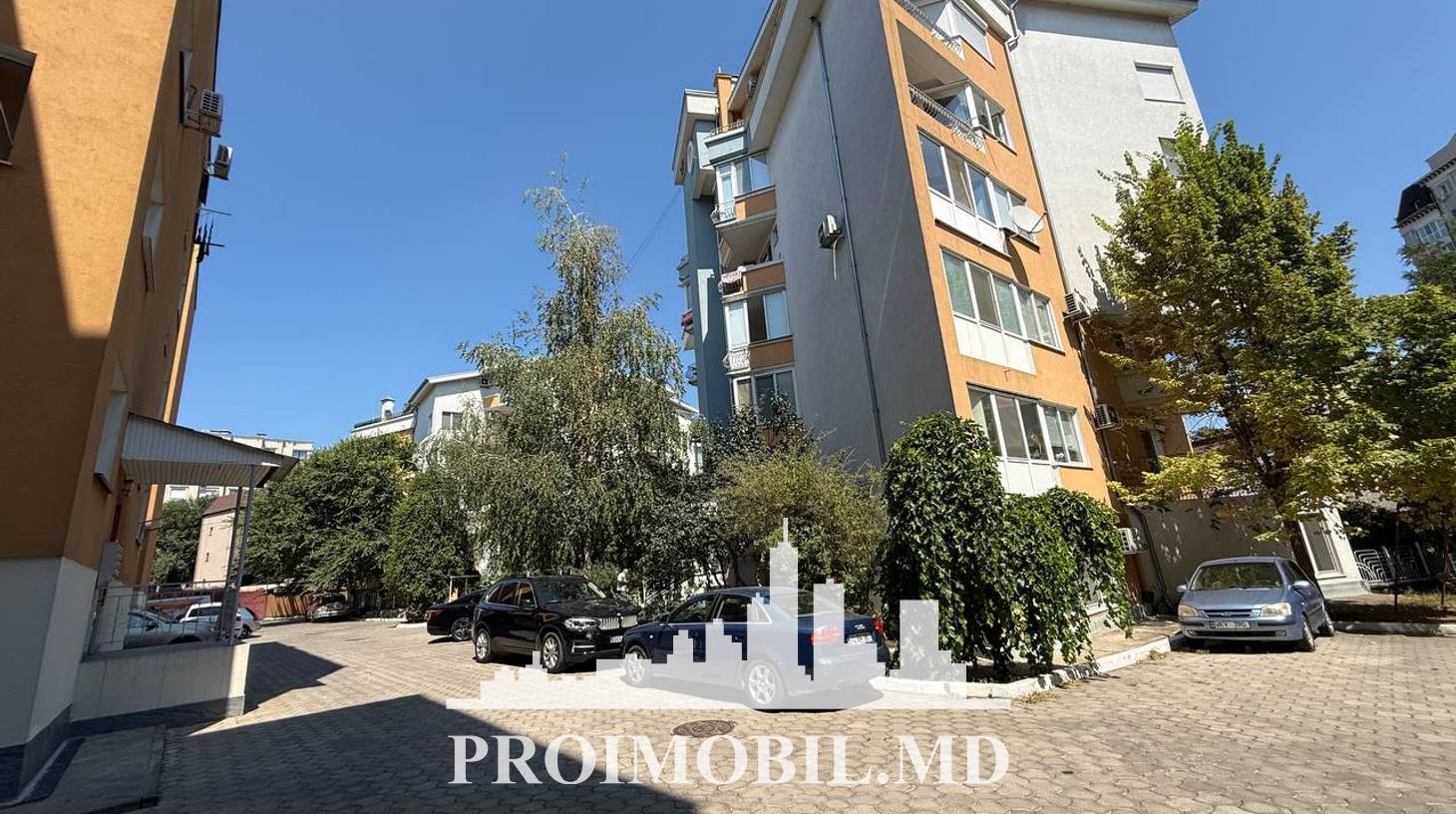 https://images.proimobil.md/yLdMbba9yDX6uJA2SRbvk0zs34A8m-GsfDz4umh-NQQ/watermark:0.75:so:0:30:0.39/resize:fill:1460:816:1/gravity:ce/bG9jYWw6Ly8vZXN0YXRlL2xyL2I3YmVmZWRmLTNlNWUtNDQyNC05MzYzLWJmZGM1ZjgxOGUyOS5qcGVn