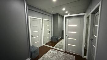 https://images.proimobil.md/yLxahY5S5_BMAtt7pp6kWFQK5wENphtAYcZT1rQL0OM/resize:fill:350:198:1/gravity:ce/bG9jYWw6Ly8vZXN0YXRlL2xyL2YzODc0NDk2LTBjMjktNDkwYi04MGU3LTA3ZTgxZjEzYjE2Yi5qcGVn