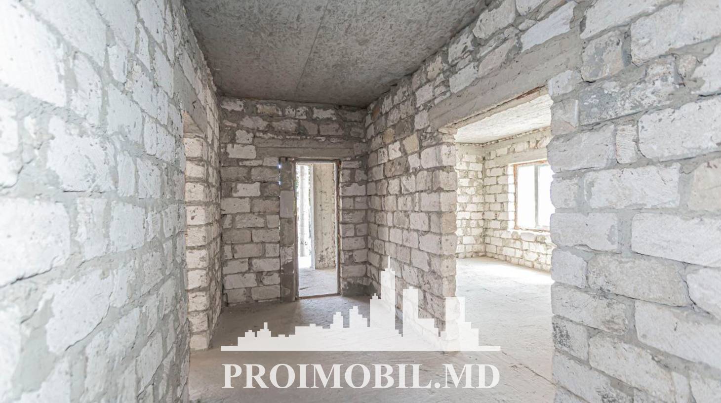 https://images.proimobil.md/yRFB_vU9oJDU-4bu87YLsjA4VQlIj8thPYNWK-HHHFo/watermark:0.75:so:0:30:0.39/resize:fill:1460:816:1/gravity:ce/bG9jYWw6Ly8vZXN0YXRlL2xyLzJlYzAyNTNjLTVhY2QtNGE5ZC04MzY4LTMxZjAxYzk1ZDhmNy5qcGVn