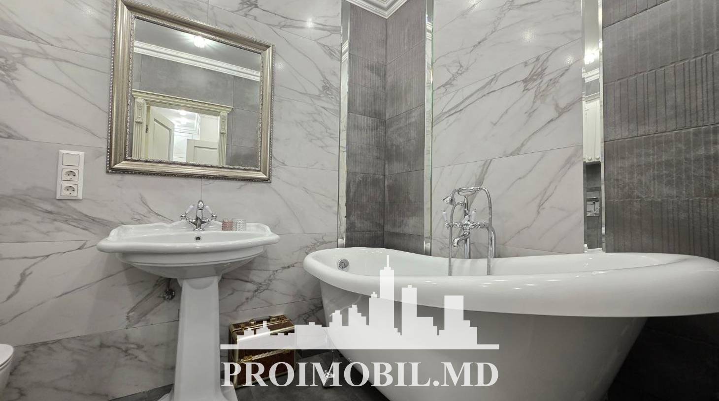 https://images.proimobil.md/yRe0j6Zrn5qpiEwgLahGTUxKf2CohqI8Y6TyWYVF4nI/watermark:0.75:so:0:30:0.39/resize:fill:1460:816:1/gravity:ce/bG9jYWw6Ly8vZXN0YXRlL2xyLzVhMjQwNmMxLTJmOWQtNDFlZS1hYjVhLTEwNGQ5M2FhMjcyYS5qcGVn