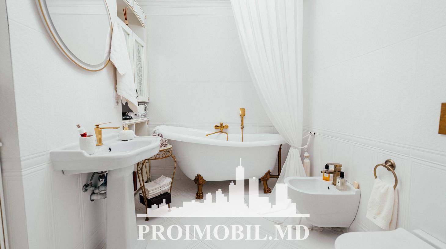 https://images.proimobil.md/yTckNRfMkL5cctCbD3qbFkUyF0kfUgkPGxg9OBs_zf0/watermark:0.75:so:0:30:0.39/resize:fill:1460:816:1/gravity:ce/bG9jYWw6Ly8vZXN0YXRlL2xyLzlhNmRmY2ZmLTdlYWUtNGM0Yy05MWE1LTQzYTJjZDFhZDQ5Zi5qcGVn
