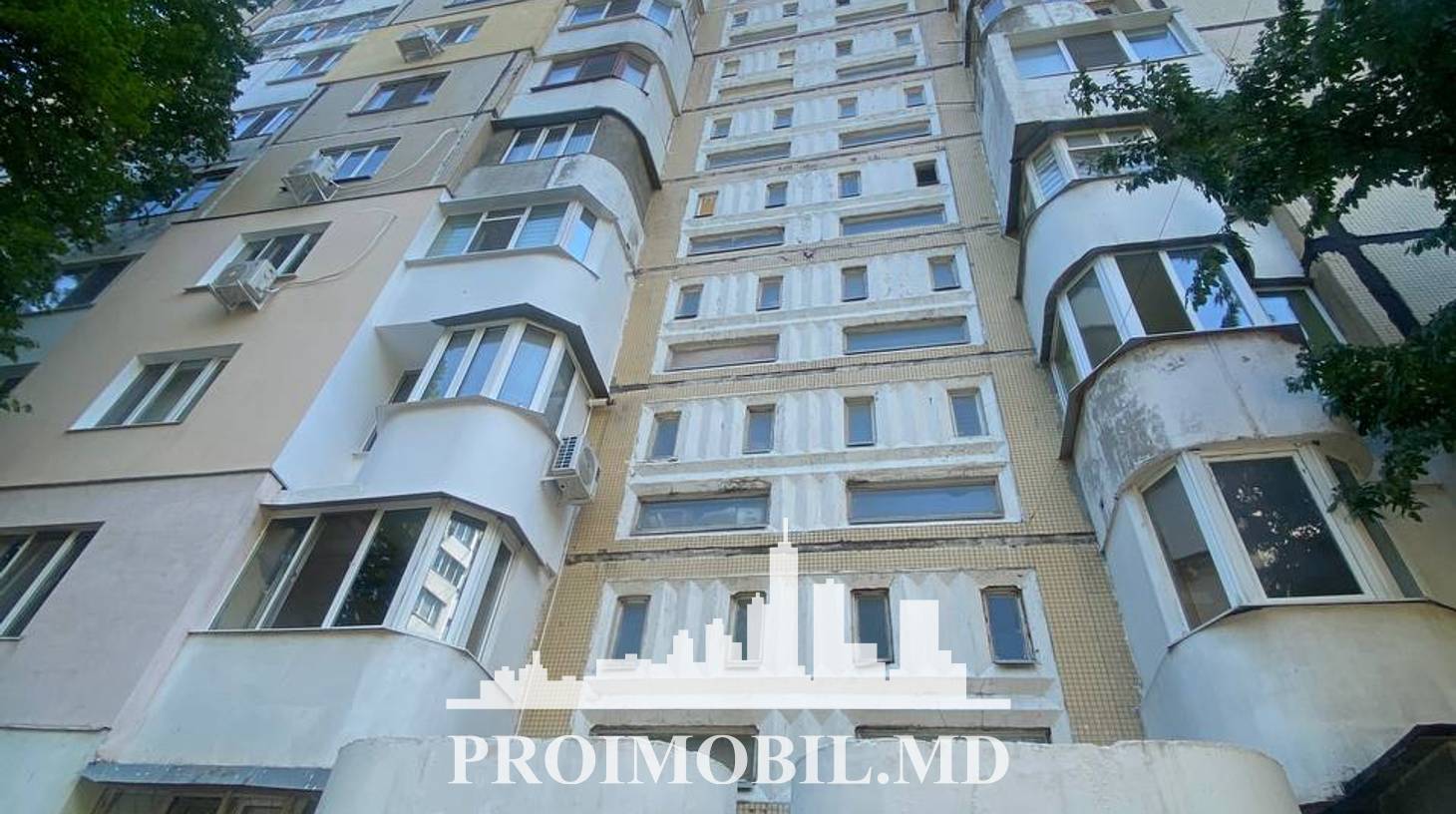 https://images.proimobil.md/y_UcAadTubNpX3yPquldvhme8wv8B2LxmTXklYkV1_o/watermark:0.75:so:0:30:0.39/resize:fill:1460:816:1/gravity:ce/bG9jYWw6Ly8vZXN0YXRlL2xyLzIwM2RhN2I3LWIyMWItNDc5NC04YjVjLWY5ZTliMGMzNTRjYS5qcGVn