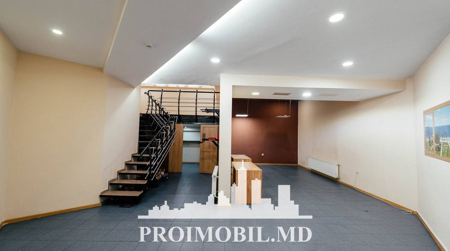 https://images.proimobil.md/ydsGebFEcWWOKV4XdQLKSKsFG_kQG5soc1pO0yO58n4/watermark:0.75:so:0:30:0.39/resize:fill:1460:816:1/gravity:ce/bG9jYWw6Ly8vZXN0YXRlL2xyLzQwYjJkMWM5LWVkZDUtNDBmNi1iNWNlLWNkNGIxZGEzZWRmMS5qcGVn
