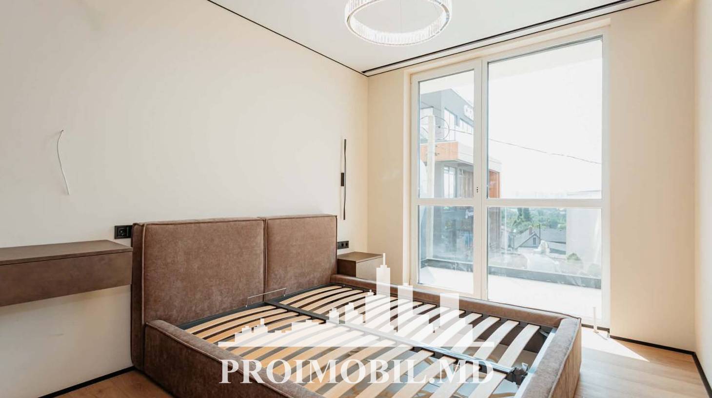 https://images.proimobil.md/yk6kEwKezgdk9_EguSwKqeA4rAe2xQjKz2YSZ_G007I/watermark:0.75:so:0:30:0.39/resize:fill:1460:816:1/gravity:ce/bG9jYWw6Ly8vZXN0YXRlL2xyL2RhOWRhOWI2LTA3Y2MtNGM5Zi1iOGQ4LTIzZGNjY2JlZDdlNC5qcGVn