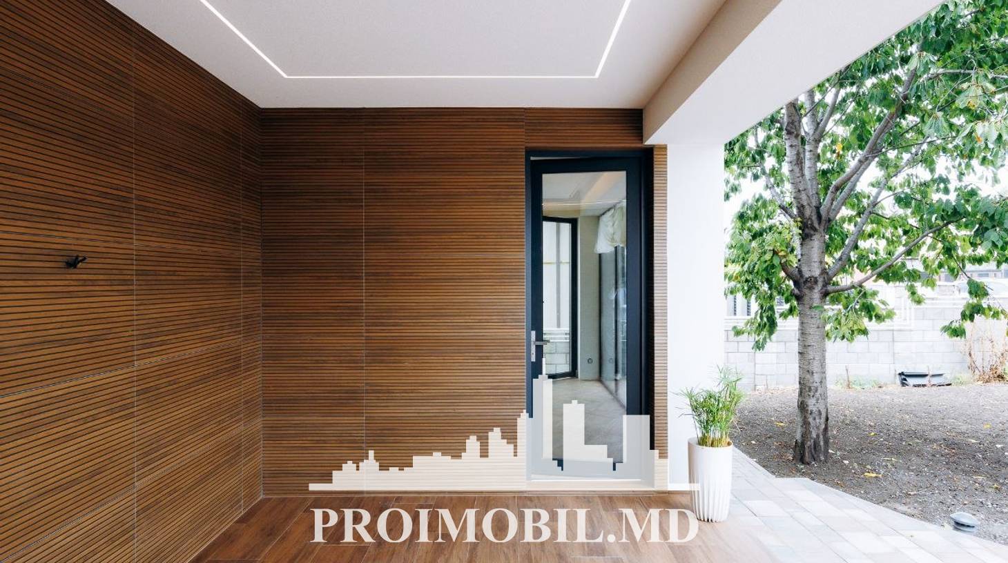 https://images.proimobil.md/yoXV457t2E9J9WpHDW4kKt82EakAq5RB5FYl9BKa6YI/watermark:0.75:so:0:30:0.39/resize:fill:1460:816:1/gravity:ce/bG9jYWw6Ly8vZXN0YXRlL2xyLzZlYmFjZDRlLTBiNmItNDA3NS1hNmNlLTk0OTIzZjQ4ODM0NS5qcGVn