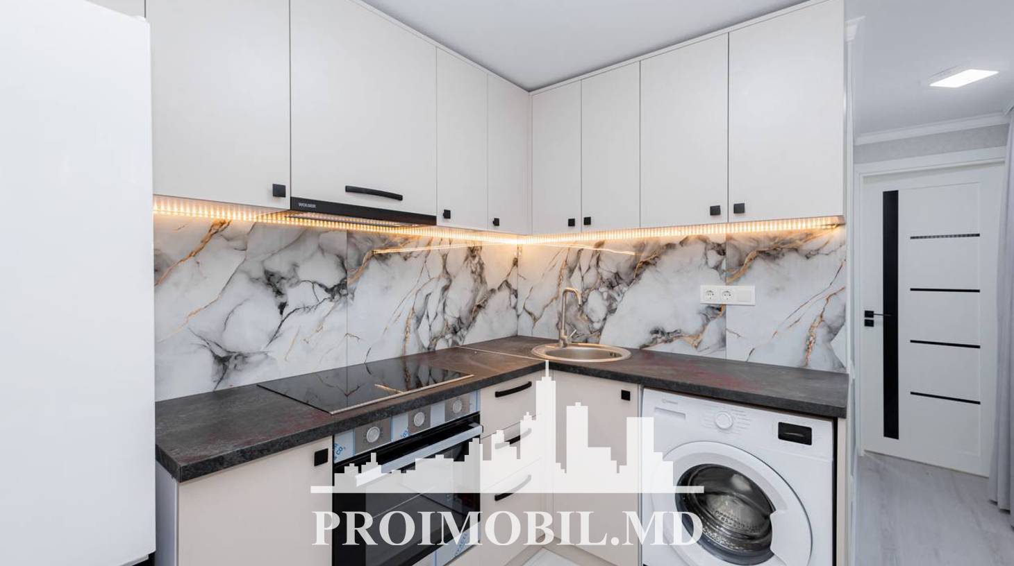 https://images.proimobil.md/yonqTxEND3zXddP6SSXlESSMxAFW1EOS4eqFJzh5CyI/watermark:0.75:so:0:30:0.39/resize:fill:1460:816:1/gravity:ce/bG9jYWw6Ly8vZXN0YXRlL2xyLzViOGYwN2E4LWUyOTUtNGI1Yi05ZGRmLWNhNDlmOTc4ZmFiNi5qcGVn