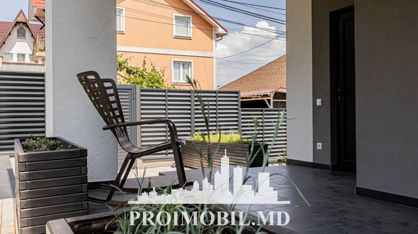 https://images.proimobil.md/yqZoPQSV7SKpRFripJfwDbzGTIQJ23kx4m0baKhMC60/watermark:0.75:so:0:30:0.39/resize:fill:1460:816:1/gravity:ce/bG9jYWw6Ly8vZXN0YXRlL2xyL2U1YmZiNDgzLThlOTctNDY5Yy05NzQ4LThiMmY4YjY2NmY0Ny5qcGVn
