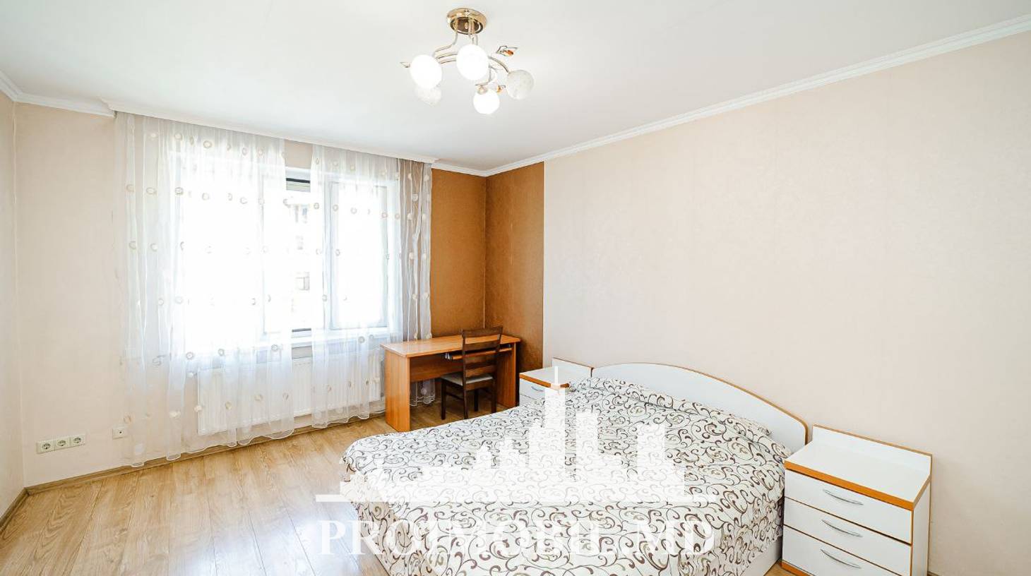https://images.proimobil.md/yr0UmJhJM6wVCBlsBjQ1oqMWdexK5F0AQiG65GVd5qk/watermark:0.75:so:0:30:0.39/resize:fill:1460:816:1/gravity:ce/bG9jYWw6Ly8vZXN0YXRlL2xyLzc0ZWRiNTVlLTk0OGEtNGU2MC1hOWZhLTRmN2VlN2VhMDZmMy5qcGVn