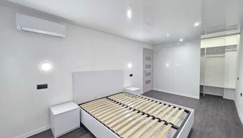 https://images.proimobil.md/yuZHPG-YXrRK2BD9pU9jA9gFt9mv1P6Q1OIqDA7h1ig/resize:fill:350:198:1/gravity:ce/bG9jYWw6Ly8vZXN0YXRlL2xyL2ZlMWZkNTMxLWExZWItNDFjMS04YjEzLThiNGVmZjQ4NzMyYi5qcGVn