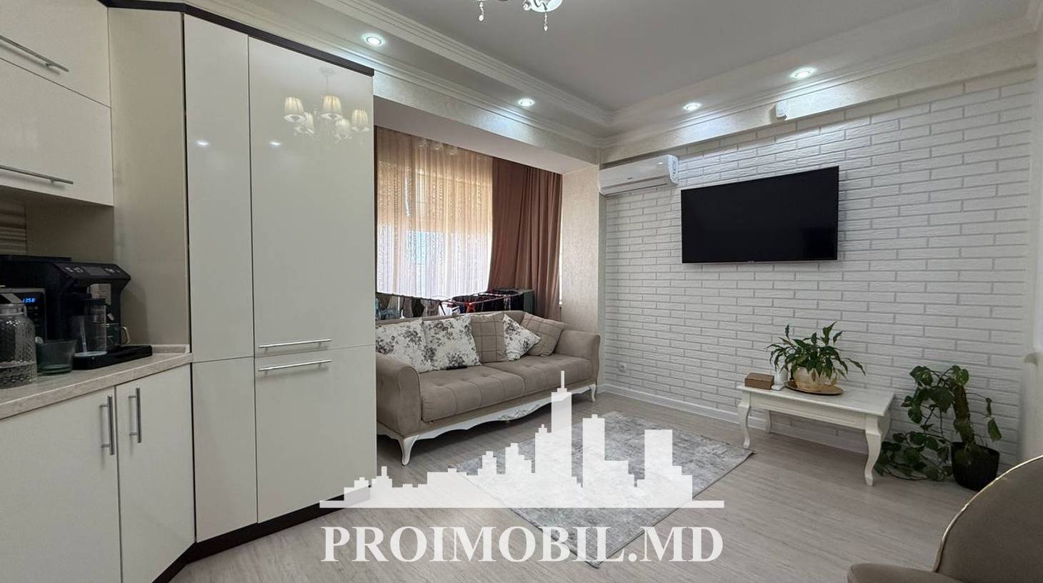 https://images.proimobil.md/yu_YW3ZQB4s6R5F8wJWMp-ayhNEvmKDDEXtg91FmvkM/watermark:0.75:so:0:30:0.39/resize:fill:1460:816:1/gravity:ce/bG9jYWw6Ly8vZXN0YXRlL2xyLzQ0MTdjODBhLTA1YjEtNDI5OS04ODJjLTgxOGUwYWJmZTQzYi5qcGVn