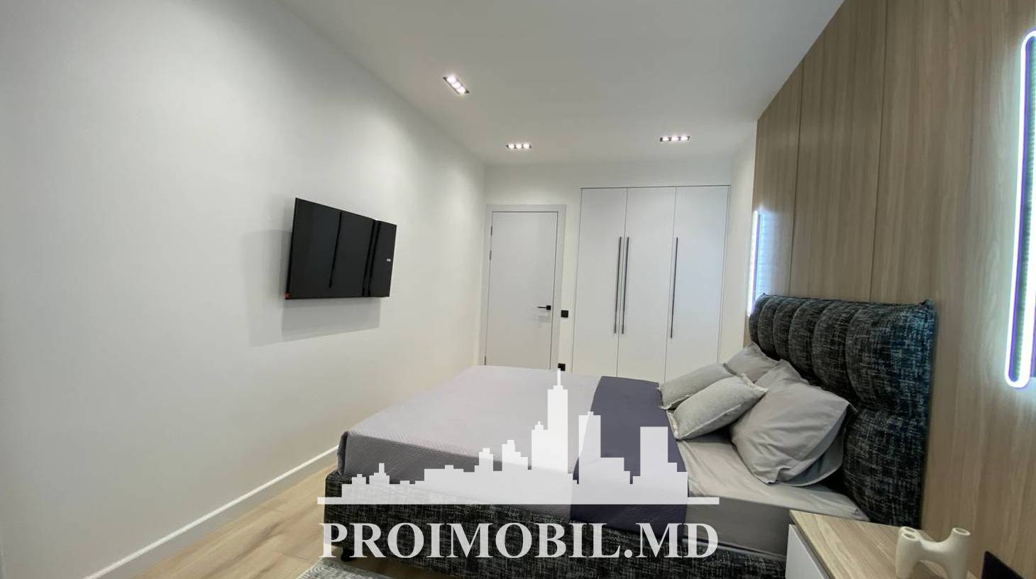 https://images.proimobil.md/yxMVlhHxeq5A4jf6sE7AmUWQ4w8w7sw0Cqb_XZbMMZ8/watermark:0.75:so:0:30:0.39/resize:fill:1460:816:1/gravity:ce/bG9jYWw6Ly8vZXN0YXRlL2xyLzU5ZTg2MGFlLTM3NjEtNDVmYS1iYjVhLWE4NzI1N2I0NWVmNS5qcGVn