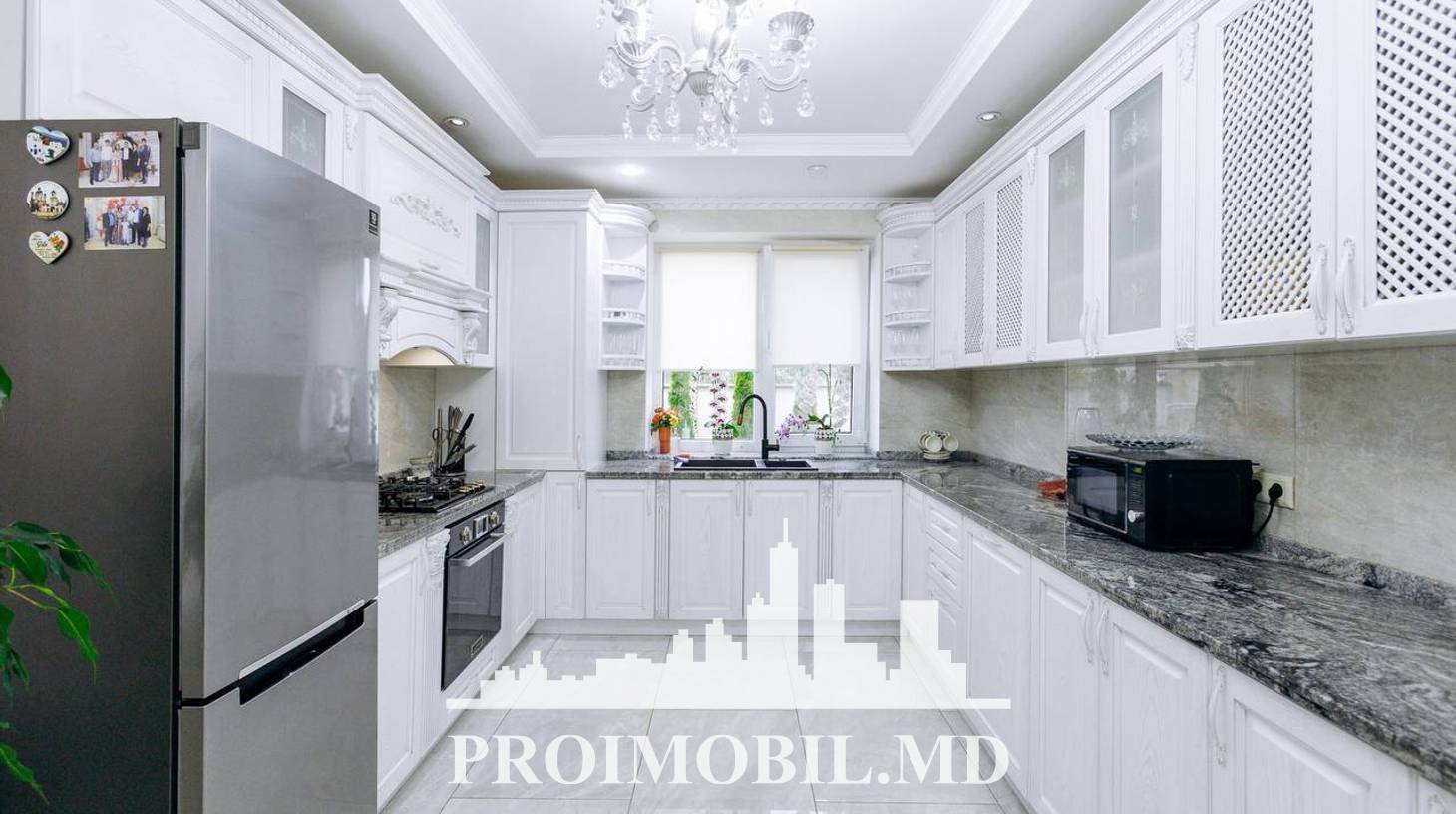 https://images.proimobil.md/yxXgD2UAA4N0Mm1DkMzNv6tCBzJHo1rifRUIBP1NaeI/watermark:0.75:so:0:30:0.39/resize:fill:1460:816:1/gravity:ce/bG9jYWw6Ly8vZXN0YXRlL2xyLzNlODA5YjkwLTliMDktNGZmNC04M2I0LTIxNmRjZTQ3OTRlYy5qcGVn