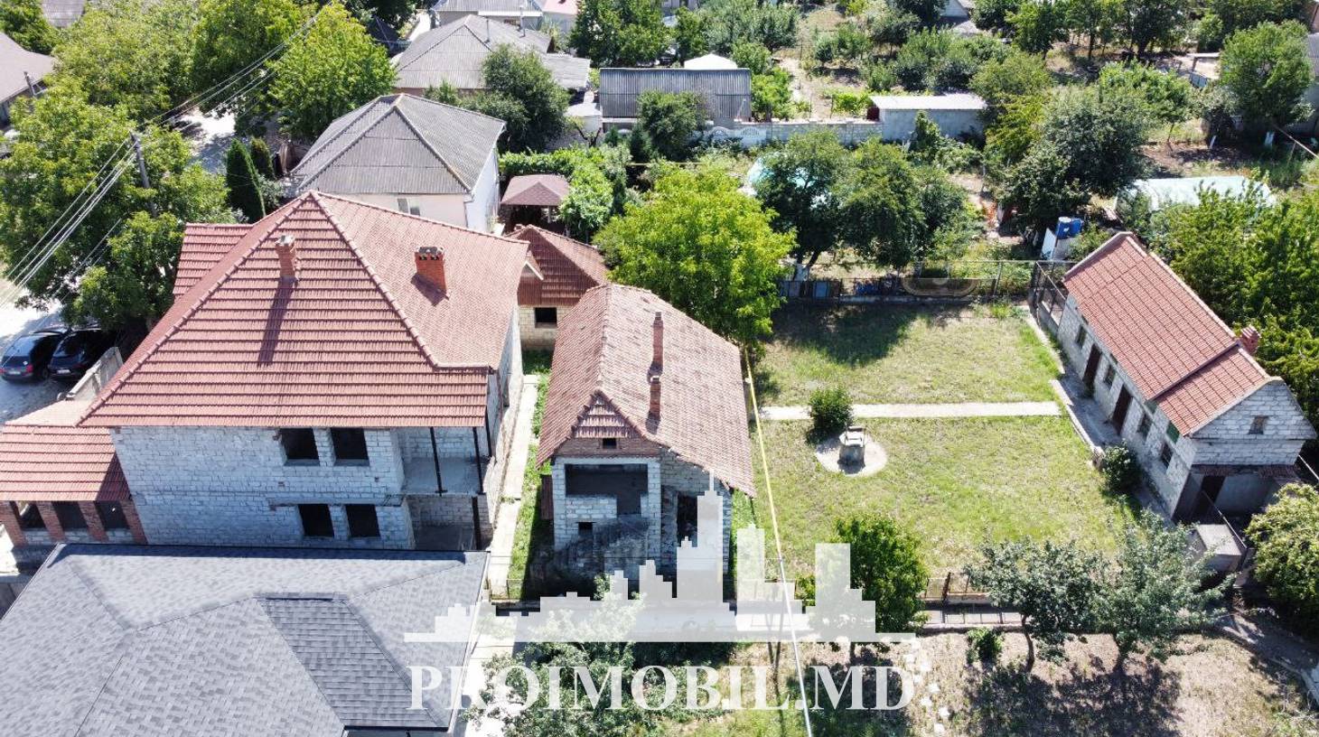 https://images.proimobil.md/z-66PiZf9MHI8ALZicSJQcHlQnRHefy4f0YdSM84OH0/watermark:0.75:so:0:30:0.39/resize:fill:1460:816:1/gravity:ce/bG9jYWw6Ly8vZXN0YXRlL2xyL2M4NmM5ZjMzLWRhZjItNDQwOC04NGFkLTkzY2ZjZTlmNzA1MS5qcGVn