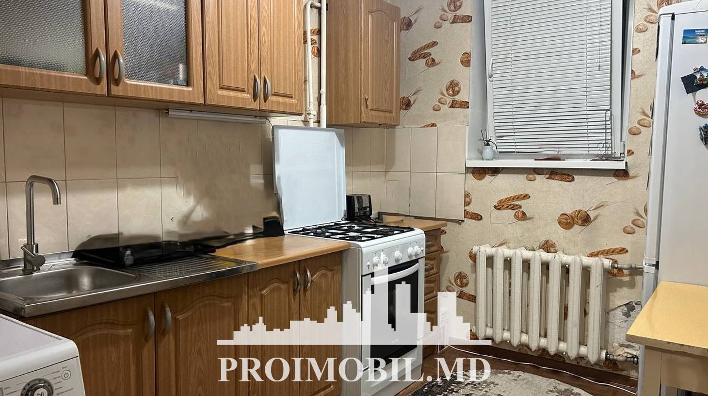 https://images.proimobil.md/z0MwXbV7s2JLRjJ49VpdXF71IHVWW4ozX2miyFiFo0U/watermark:0.75:so:0:30:0.39/resize:fill:1460:816:1/gravity:ce/bG9jYWw6Ly8vZXN0YXRlL2xyL2I4ZmQ3OTM2LTI2ODctNDYwZC1iY2VmLWM5YzlmNjgyZDY0ZS5qcGVn