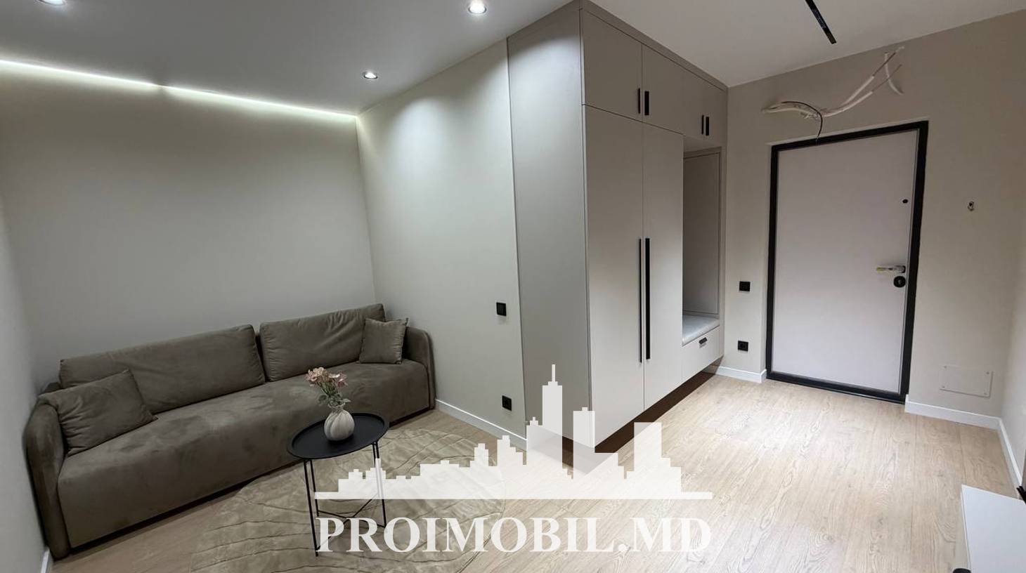 https://images.proimobil.md/z0ZOJmbO0cTuX9NUjDpezlkGYcZsiFB35XD8WkbkKOk/watermark:0.75:so:0:30:0.39/resize:fill:1460:816:1/gravity:ce/bG9jYWw6Ly8vZXN0YXRlL2xyL2E4OGZiMDc5LTBiOTItNGYxZC05OTU2LTY4ZDkzNmYwMGNlYy5qcGVn